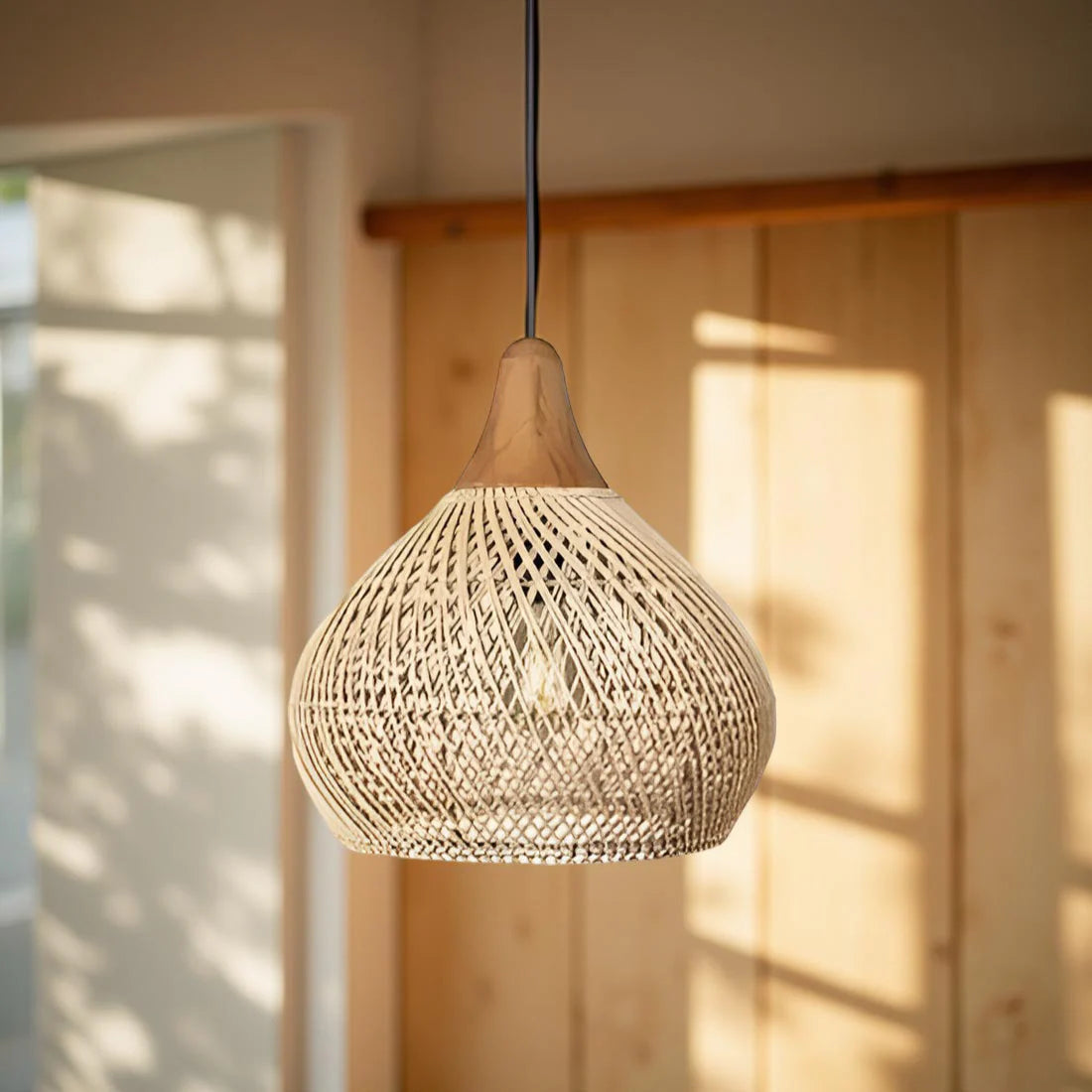 Beige Rattan Pendelleuchte – Wabi-Sabi Boho Design | RattanHaus™